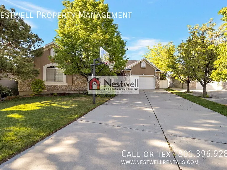 481 E Lana Ct — Photo 52