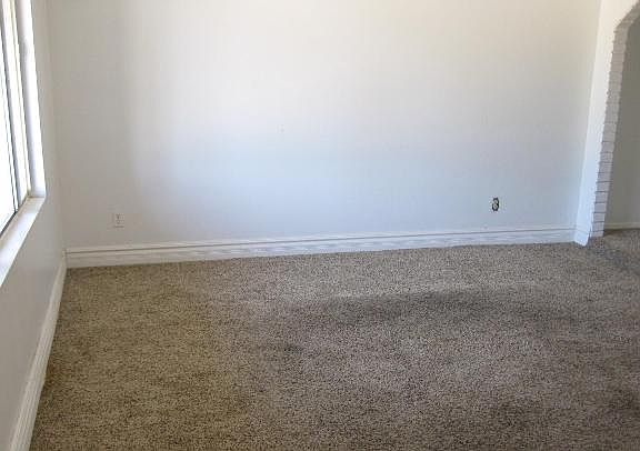 2nd image of 4601 W Lupine Ave