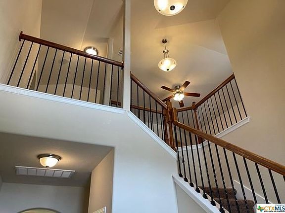 3rd image of 4302 Abergavenny Dr