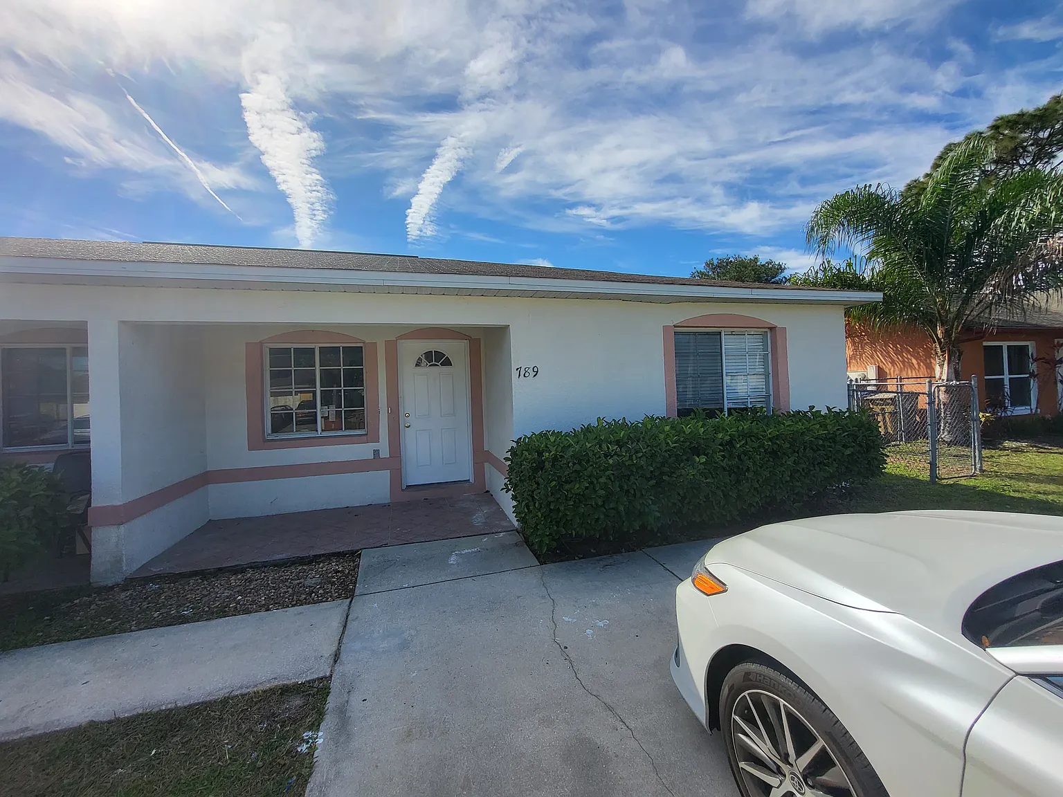 3 bed, 1205 sqft, $1,675 — Photo 1