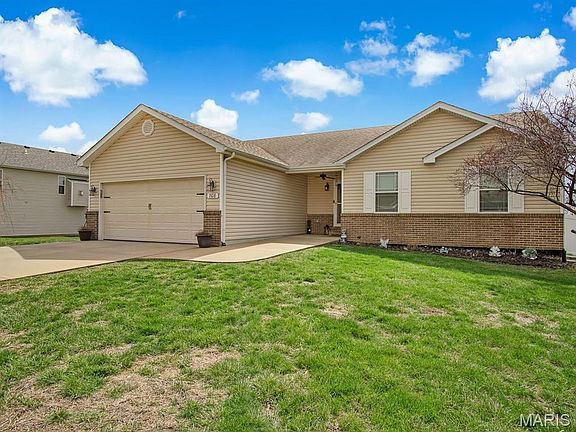 2nd image of 708 Ward