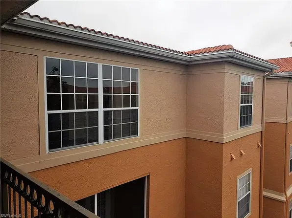 23640 Walden Center Dr, Bonita Springs, FL