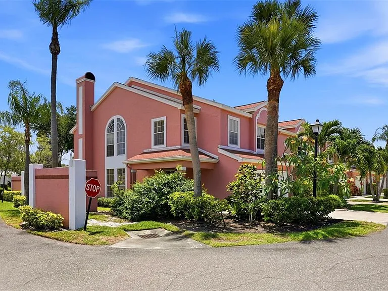 14510 Alejo Ct — Photo 34