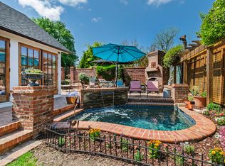 225 Elm St, Raleigh, NC 27601