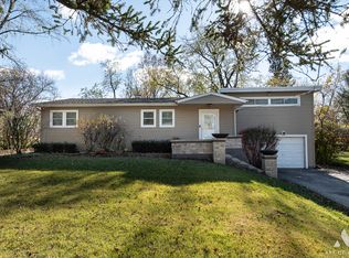 348 W Francis Rd, New Lenox, IL 60451