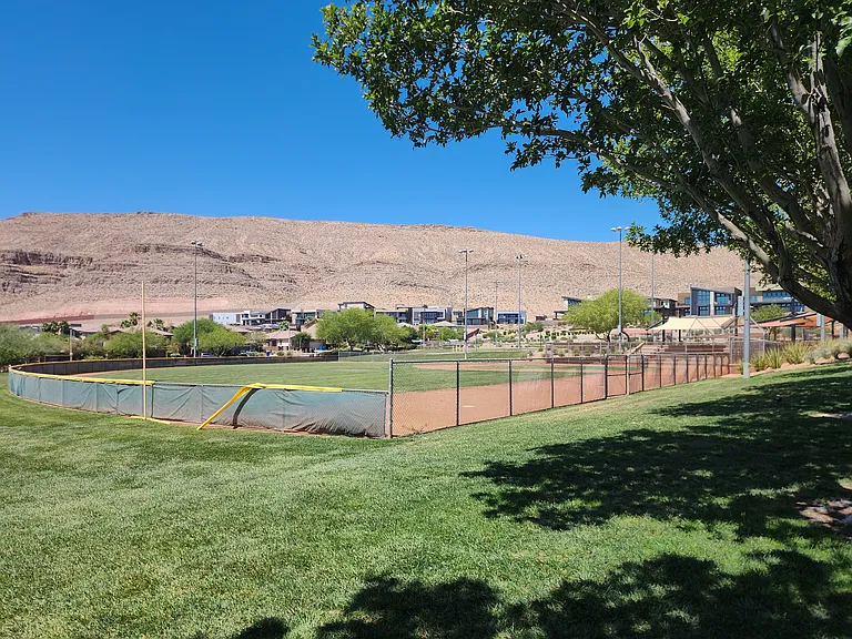 #GuardianRealty 10941 Earth Hues Summerlin Luxury Home Rental park 2_06232026
