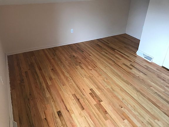 Upstairs bedroom over garage