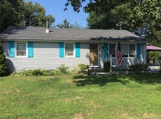 43 Riverview Rd, Westbrook, CT 06498