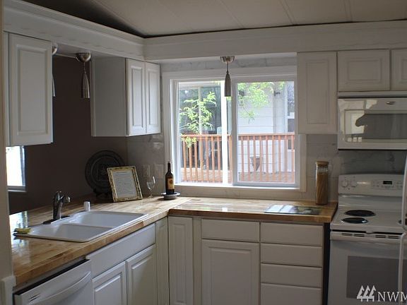 3rd image of 3611 I St NE Unit 289