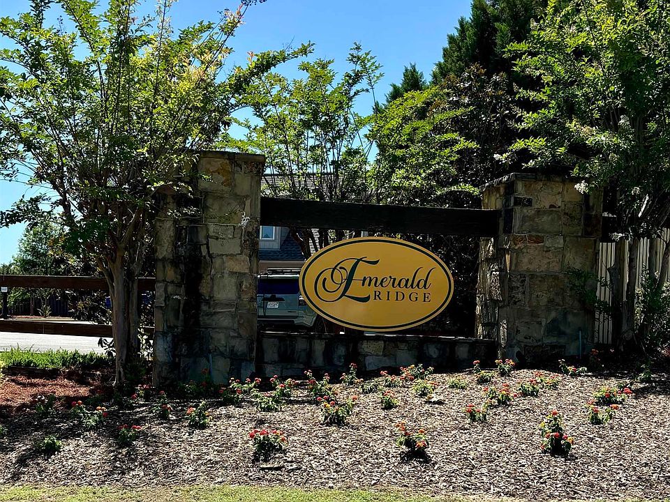 1041 Emerald Ridge Dr, Calera, AL 35040 Zillow