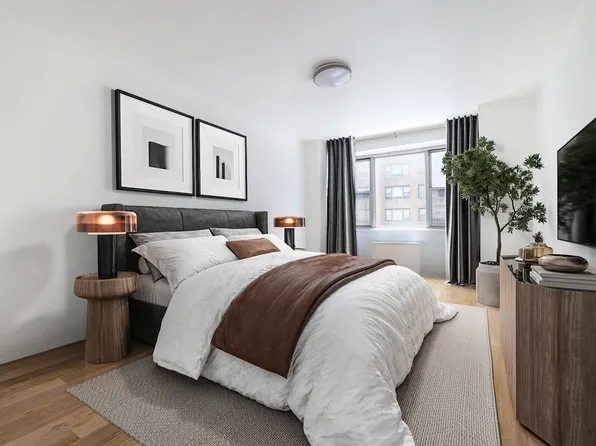 300 East 40th Street image 6 of 18