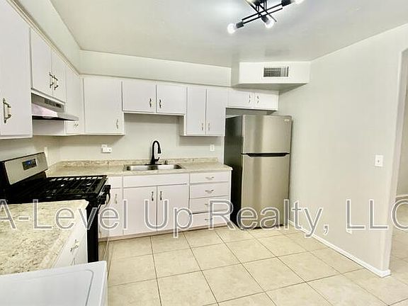 5th image of 1045 S Herbert Ave Unit 1