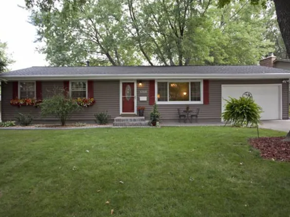 3708 Flag Ave N, New Hope, MN 55427