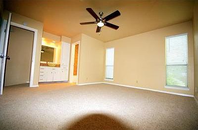 5th image of 5604 Woodrow Ave APT 7
