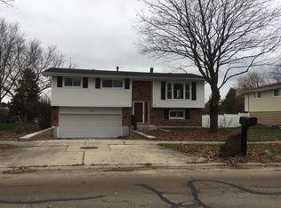 346 Waxwing Ave, Naperville, IL
