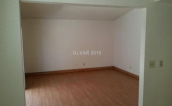 4th image of 4628 Four Leaf Clover Dr