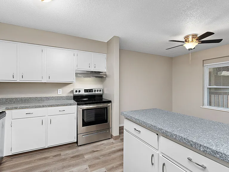 Havencroft Apartments — Photo 8