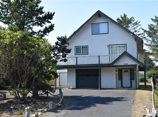 130 N Razor Clam Dr SW, Ocean Shores, WA 98569