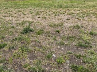 1102 Main St, Halstead, KS 67056