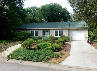 545 Bethune Dr, Virginia Beach, VA 23452