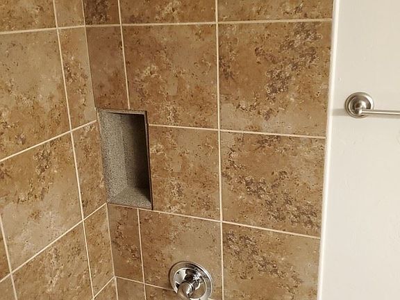 5th image of 10700 S May Ave APT 424