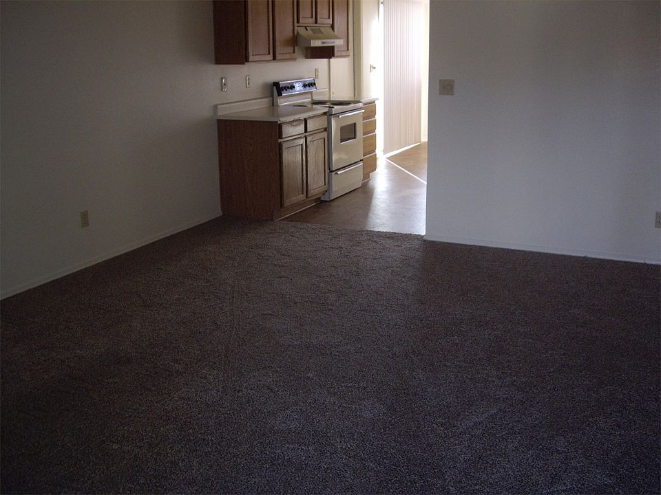 2nd image of 2824 Biscaya Dr