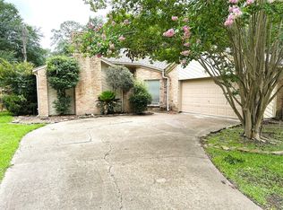 15127 Forest Lodge Dr, Houston, TX 77070