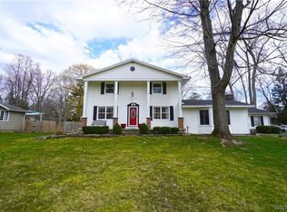 4515 Christian Dr, Clarence, NY 14031