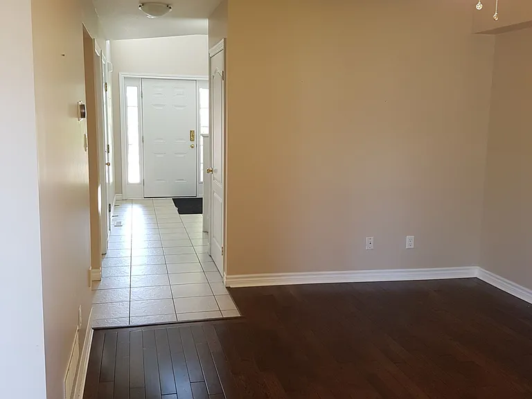 2206 Coronation Dr — Photo 8