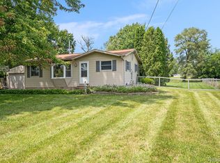 6191 E Hill Rd, Grand Blanc, MI 48439