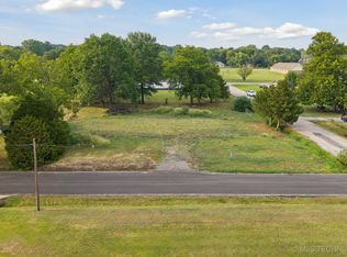 809 NE 5th St, Wagoner, OK 74467