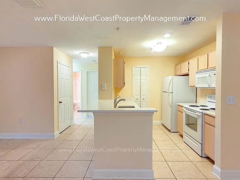 7417 Vista Way #101 — Photo 12