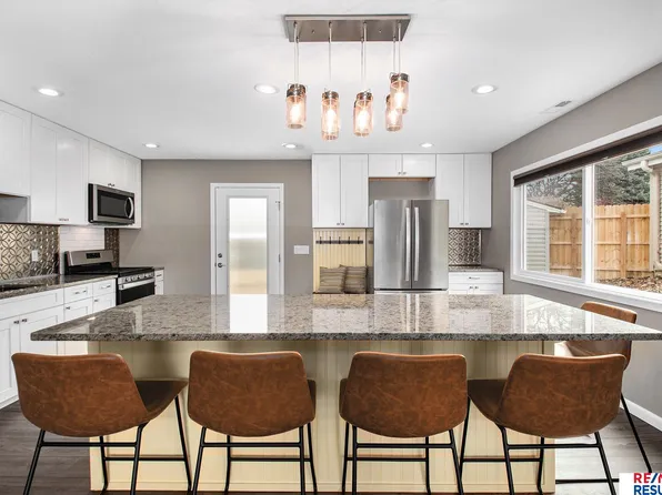 4955 S 143rd St, Omaha, NE 68137