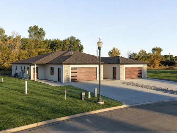 3308 Ponderosa Ct Unit A, Spirit Lake, IA 51360