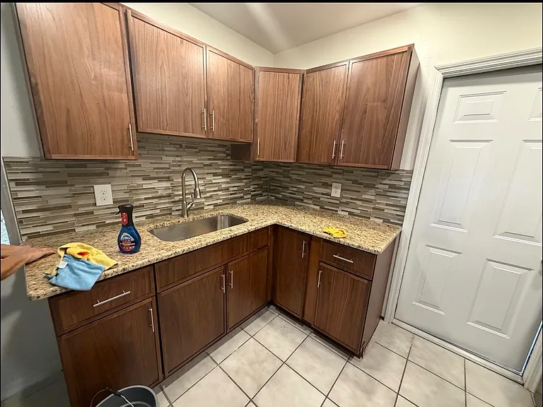 4516 Fountainbleau Rd — Photo 9