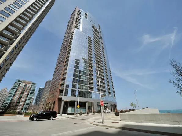 450 E Waterside Dr #2204, Chicago, IL 60609