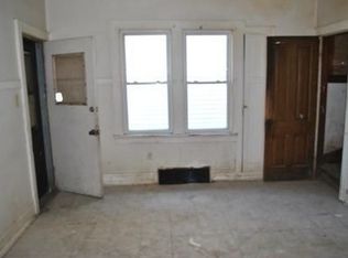 1214 S 20th St, Milwaukee, WI 53204