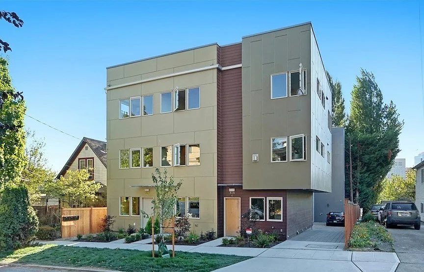 709A 15th Ave