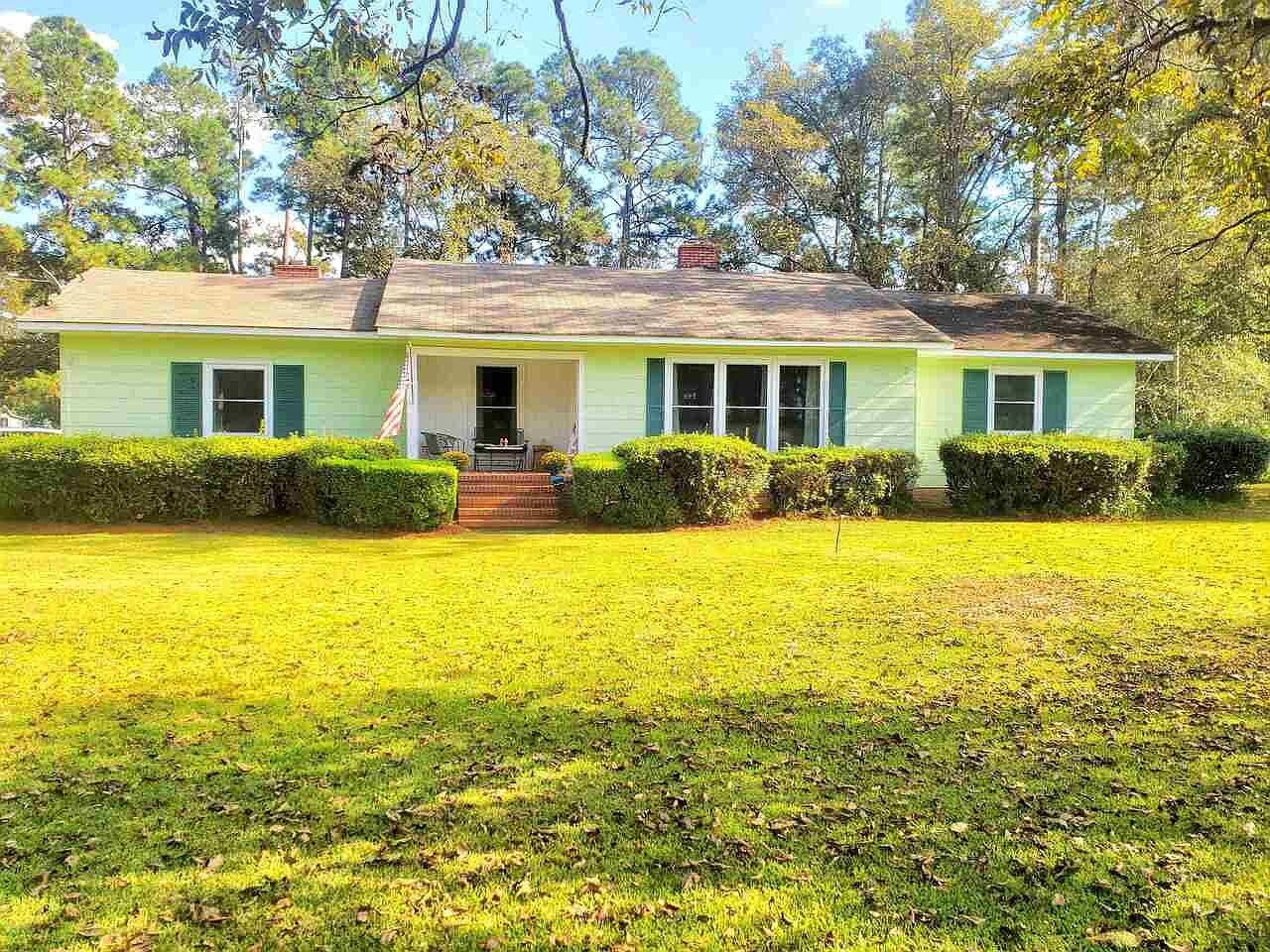 711 W Moring St, Swainsboro, GA 30401 Zillow