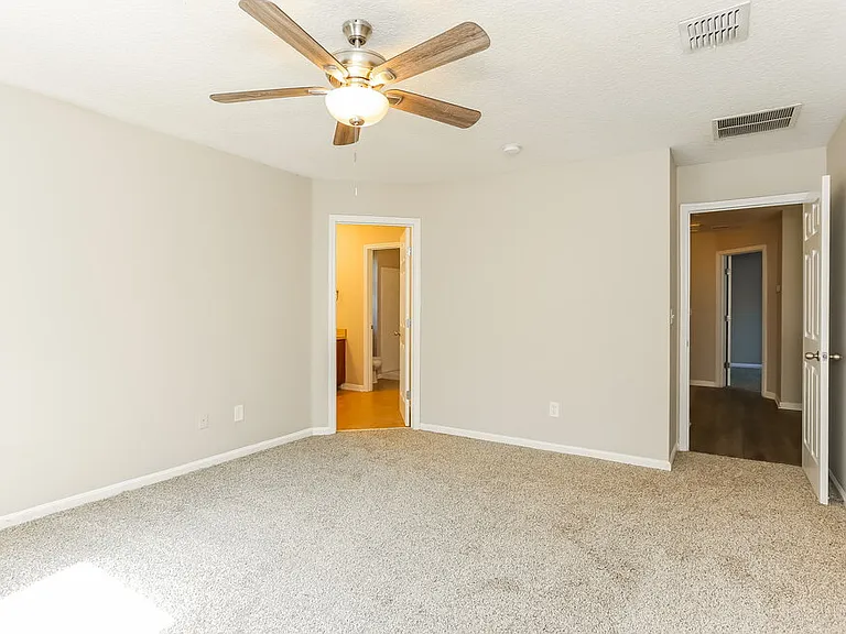 6177 Casterbridge Rd — Photo 11