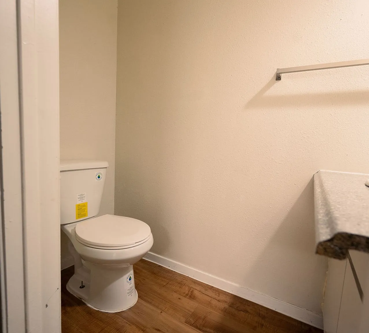 Advance Street Duplex — Photo 4