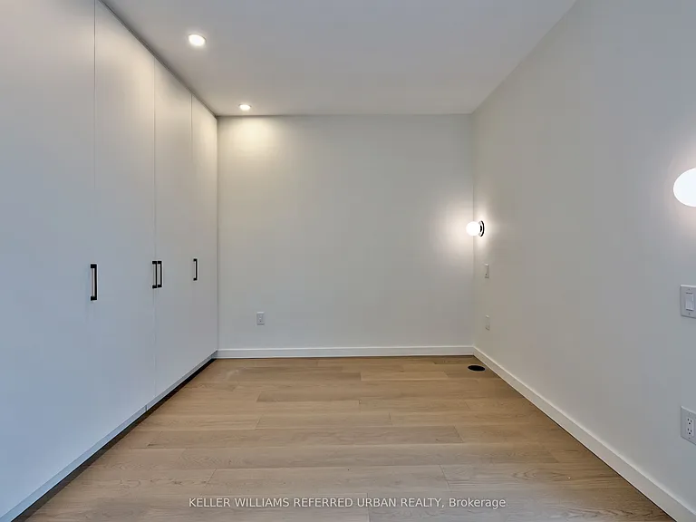 37 Margueretta St #LANEWAY — Photo 26