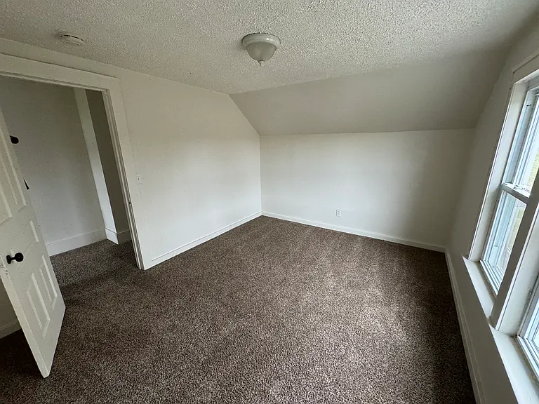 2993 W Brewer Rd — Photo 10