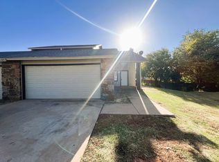 10225 Shadowridge Dr, Oklahoma City, OK 73159
