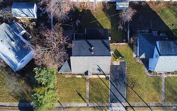 2nd image of 460 Luhmann Dr