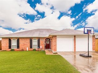 300 Yenni Dr, Kenner, LA 70065