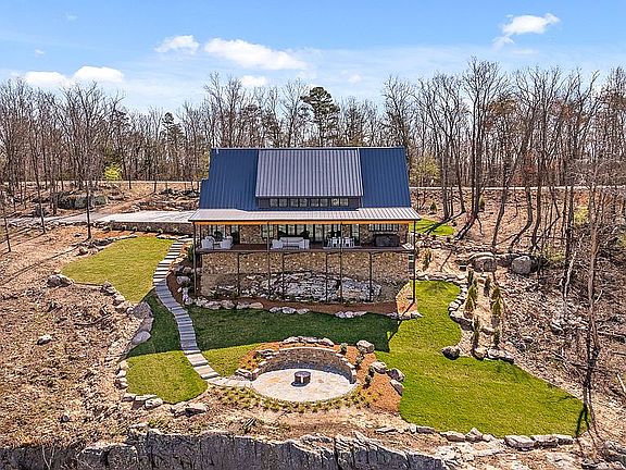 3rd image of 6565 Scenic Hwy