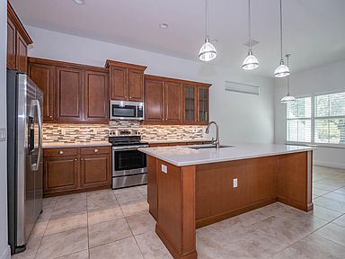 439 11th Sq SW, Vero Beach, FL 32962 | Zillow