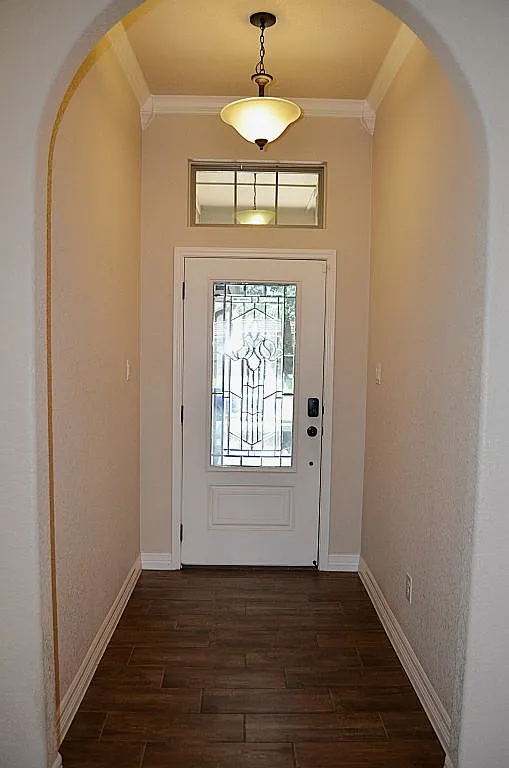 4 bed, 2.5 bath, 2053 sqft, $2,150 — Photo 4