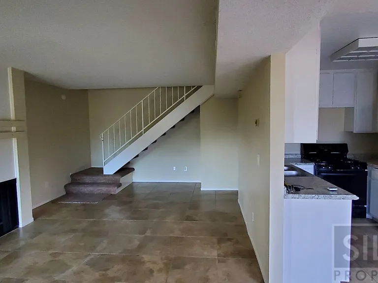 1140 Sumner Pl #B — Photo 19